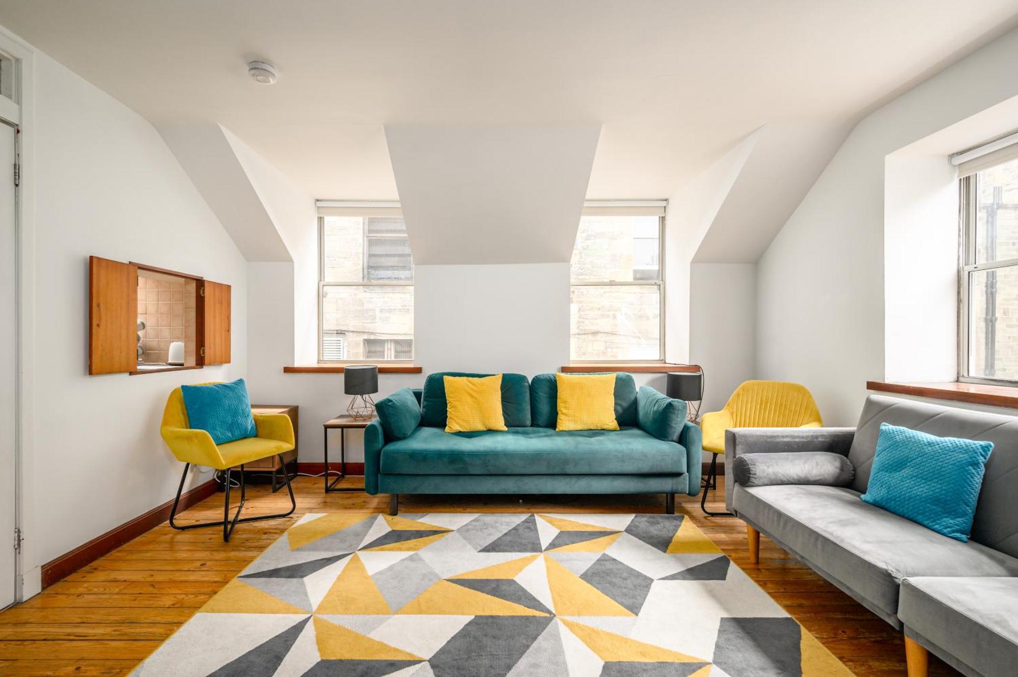 Bright - Central - Sleeps 10 Edinburgh Ngoại thất bức ảnh